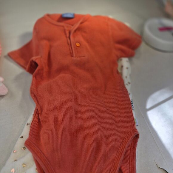 6 Pieces, All Girls, From Newborn to 3-6, 6-9, 18 Month and 24 months. - Picture 9 of 16